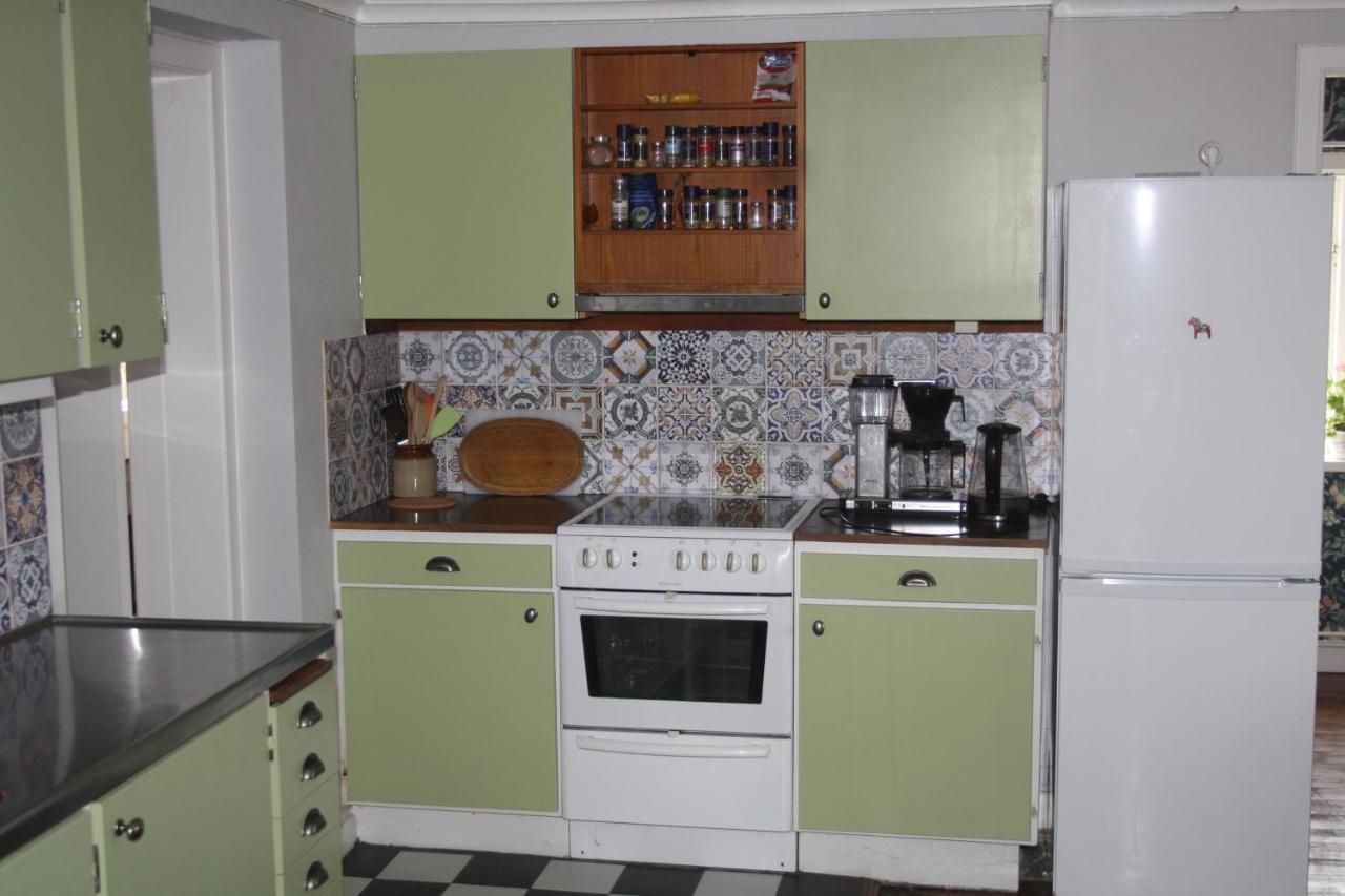 Ladugardens Pub & Sal Daire Enhorna Dış mekan fotoğraf