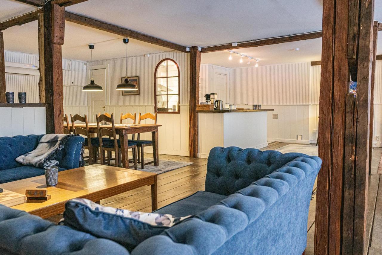 Ladugardens Pub & Sal Daire Enhorna Dış mekan fotoğraf